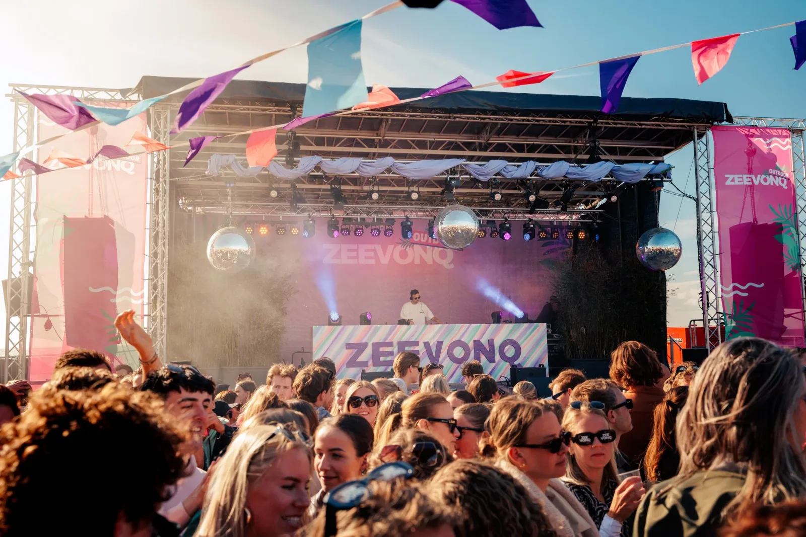 Live-optreden vastgelegd tijdens een festival